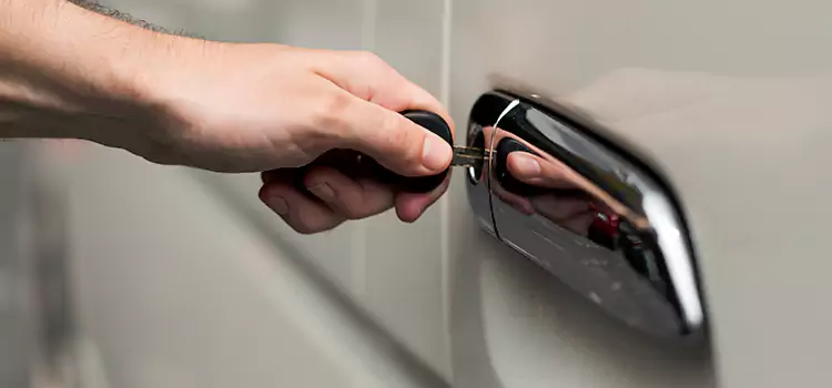 Why Choose Our Auto Locksmith Team in Woburn, MA?