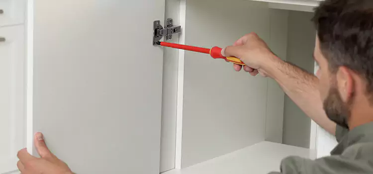 Screen Door Hinge Repair Woburn